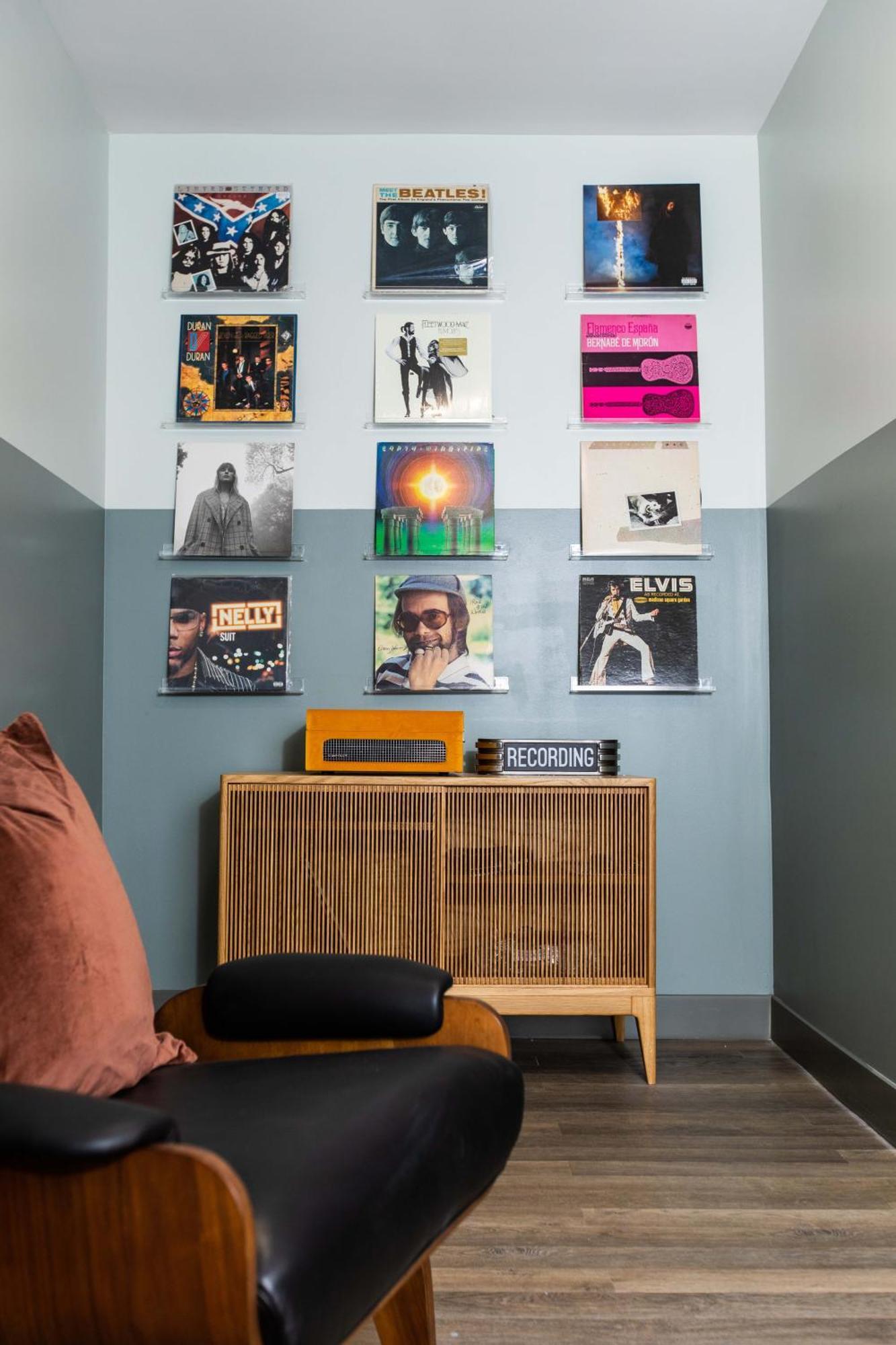 Voco The Darwin - Atlanta Midtown By Ihg Hotel Kültér fotó