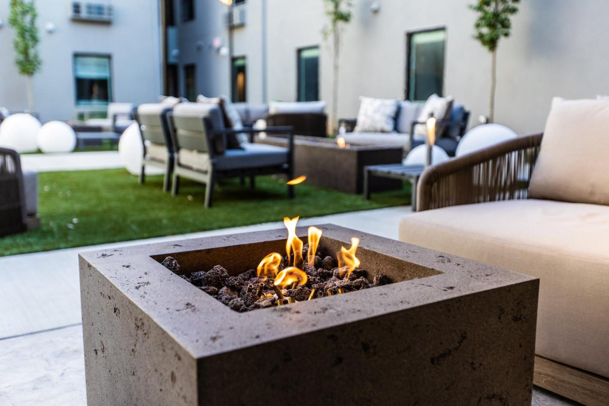 Voco The Darwin - Atlanta Midtown By Ihg Hotel Kültér fotó